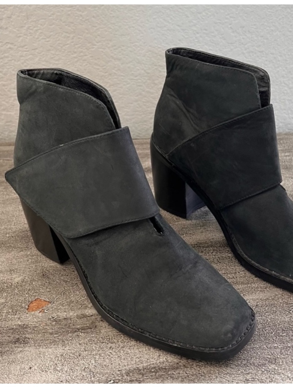 Shellys London Boots Alizia Nubuck Leather Booties Chunky Heel Charcoal 10